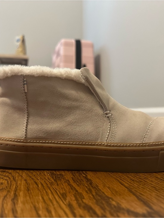 Toms Shoes - Toms Women's Light Beige Suede Fleece-Lined Slip-On